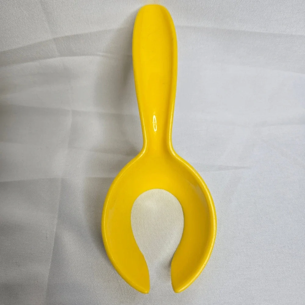 Tupperware Boiled Egg Scoop Lifter,‎ Yellow, #1334 Vintage